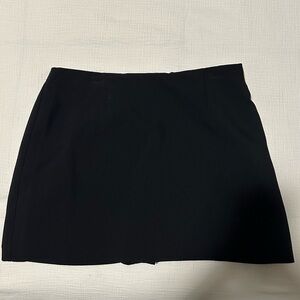 Abercrombie & Fitch Black Mini Skort - Size M